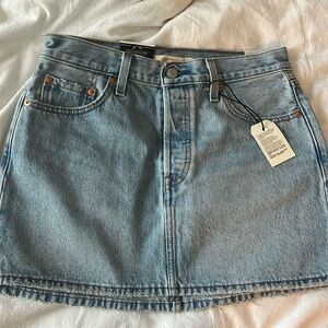 Levis icon mid rise denim mini skirt